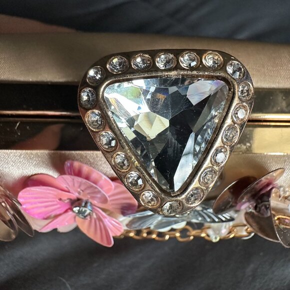 Floral and Rhinestone Clutch in Champagne Pink & Rose Gold - Picture 3 of 10